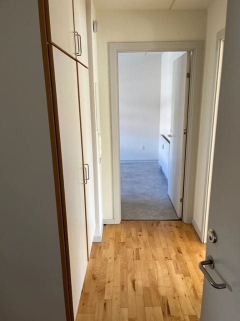 4536-1-9-Entre.jpg
